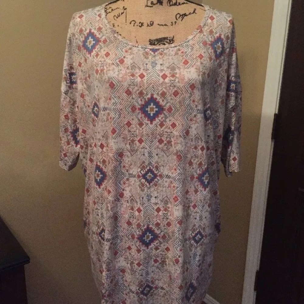 EUC Lularoe Aztec Irma Large